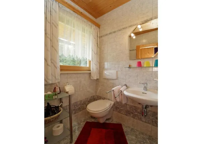 Huetter Tatil Evi *